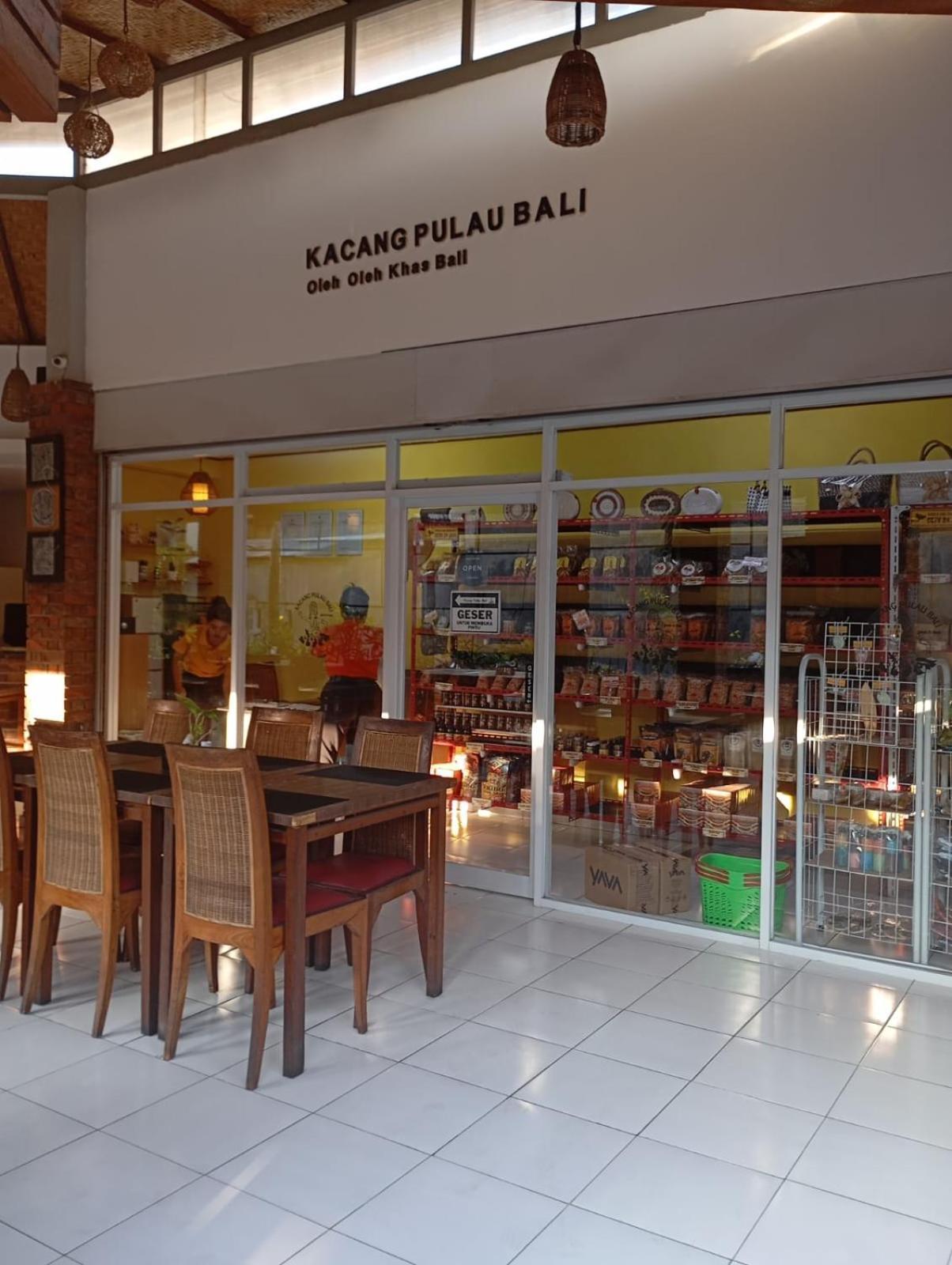 Mansu Hotel And Spa Legian Kuta  Exterior photo